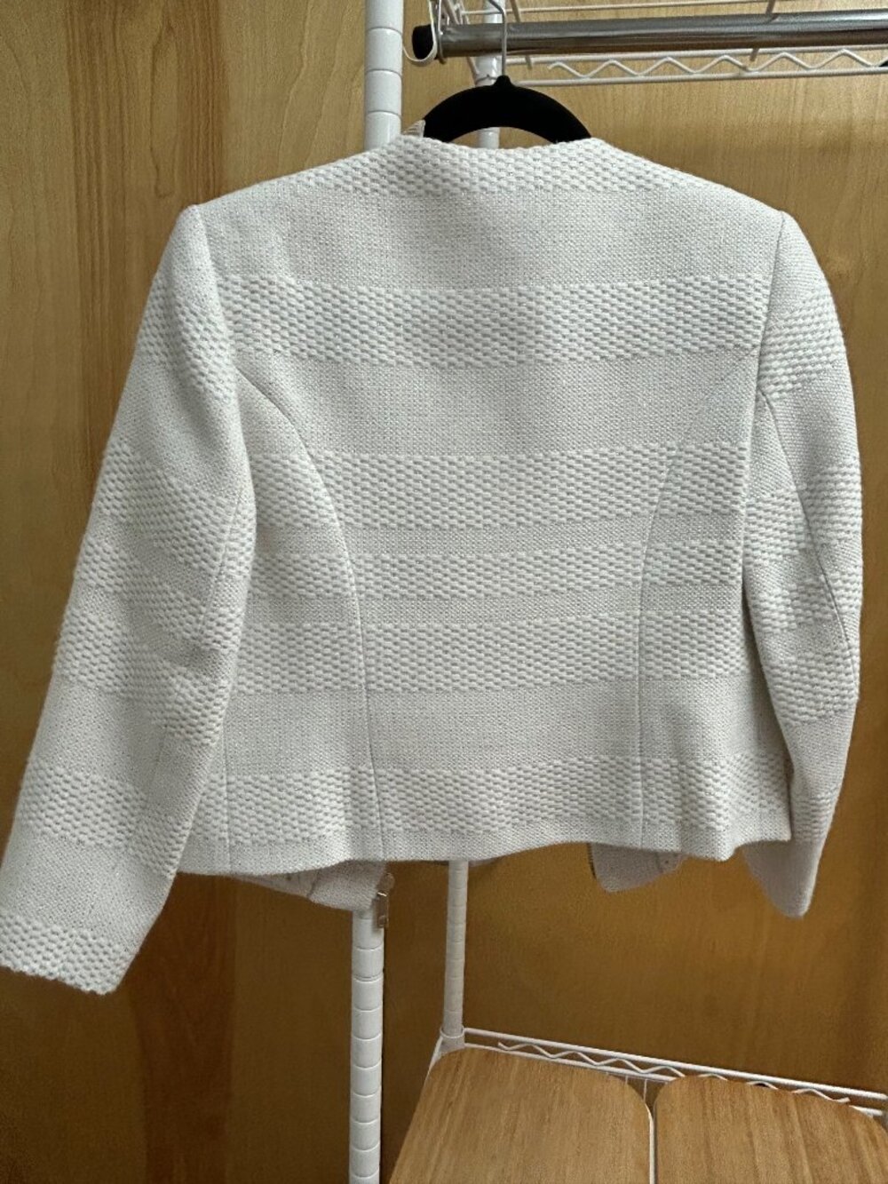 White and silver Ted Baker London dressy blazer size 1/size 2-4 equivalent - Picture 4 of 4